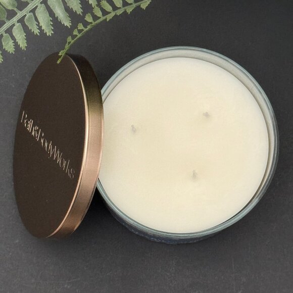 BBW Blue Icelandic Waters (Deep Blue Sea) Bath & Body Works 3 Wick Candle - Picture 6 of 10